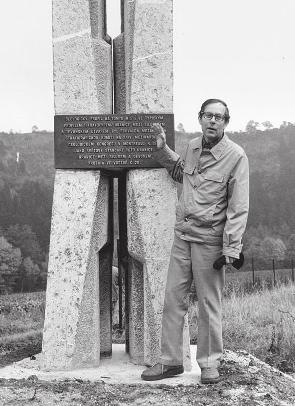 letech se zaměřila na výzkum nerudných surovin a regionální výzkum hlubších částí Českého masivu.
