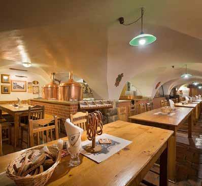 Restaurace a pivovar U Medvídků q Na Perštýně 7, Praha 1 Staré Město z 224 211 916 w umedvidku.