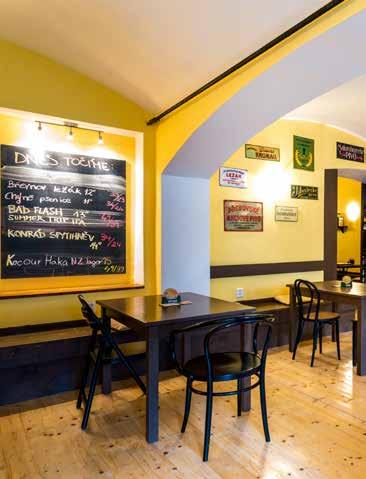 Pivotéka Pivo a párek q Korunní 105, Praha 3 Vinohrady z 734 201 195 57 Pivotéka Pivo a párek, otevřená v roce 2012 na pražských Vinohradech, nabízí na 7 kohoutkovém čepu piva a pivní speciály z