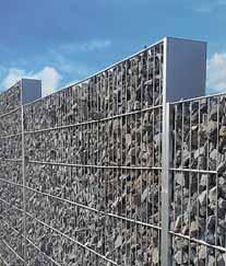 GABIONOVÉ STĚNY SYPANÉ Sypané gabionové stěny se skládají z jednotlivých komponentů svařované panely (PILOFOR SUPER, PILOFOR SUPER STRONG); ocelové sloupky STONE o šířce 160 mm; gabionové spony STONE