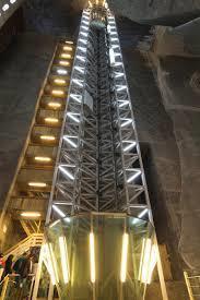 Typy výtahů Osobní výtahy Klasické výtahy (trakční, hydraulické) Oběžné Pohyblivé schody a chodníky Jídelní výtahy Malé