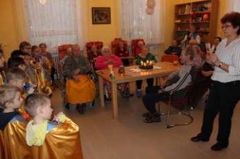 celé náměstí. Domů jsme odjížděli příjemně naladěni vánoční atmosférou.