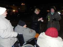 Než se svátečně rozsvítily žárovky na adventním stromu, proběhnul krátký společenský program.