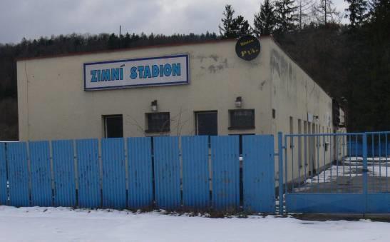 V roce 2015 došlo z pomocí grantu k likvidaci samotné ledové plochy a tribuny.