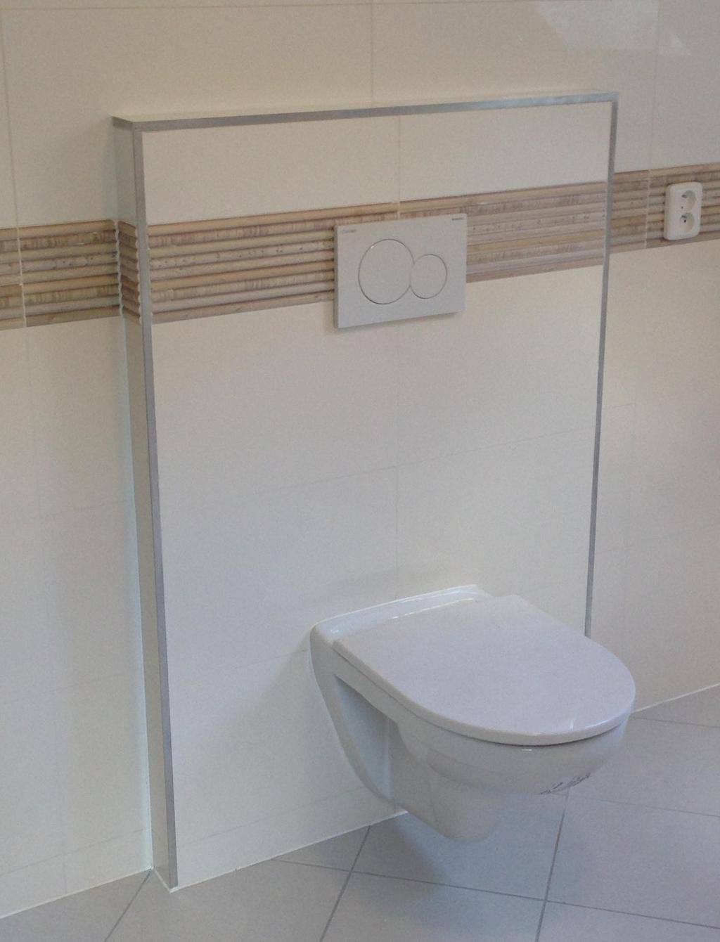 Sanitární objekty pouze dodávka Vybavení koupelny a wc v přízemí: 1 ks sprchový kout Sanswiss Topline 90 čvrtkruh s vaničkou