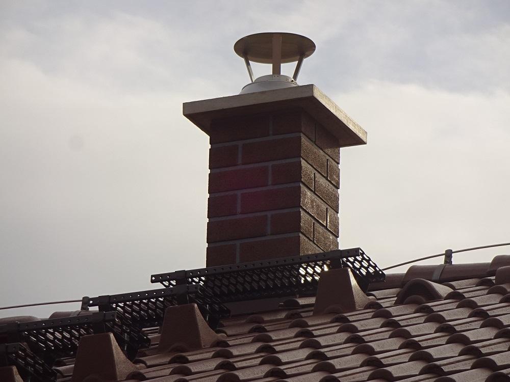 Střecha a střešní krytina Konstrukce střechy tvořená ze shora: střešní krytina plechová -Satjam Rapid (dle přání lze