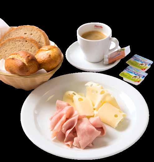 EN EURO Breakfast - delicious sausages, mustard, ketchup, butter, jam, bread, hot drink of your choice* DE EURO