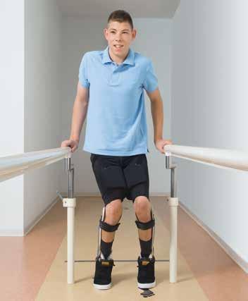 komfort nošení díky použitému materiálu Diplegie Dysplazie kyčlí Subluxace kyčlí (vrozená) Hypotonus Tetraplegie (spastická) Velikostní tabulka Cosa Junior