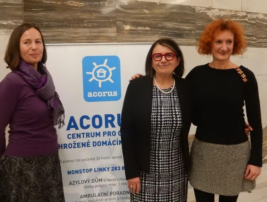 Vážení čtenáři této výroční zprávy, milí přátelé, dovolte mi opět po roce shrnout aktivity naší neziskové organizace ACORUS.