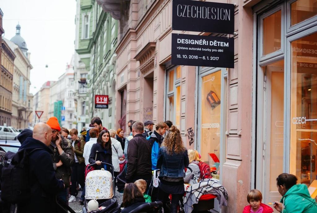 VÝROČNÍ ZPRÁVA O ČINNOSTI A O VÝSLEDCÍCH HOSPODAŘENÍ ZA ROK 2017 CZECHDESIGN je nevládní nezisková organizace, která podporuje a prezentuje design širokým spektrem svých aktivit.