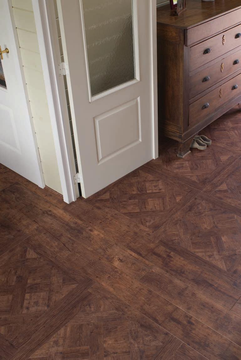 Tyto trvanlivé dlaždice Quick Step Arte se dokonale hodí do vstupní haly. Jejich větší velikost 62,4 cm x 62,4 cm dodává tomuto prostoru odvážný a jednolitý vzhled.