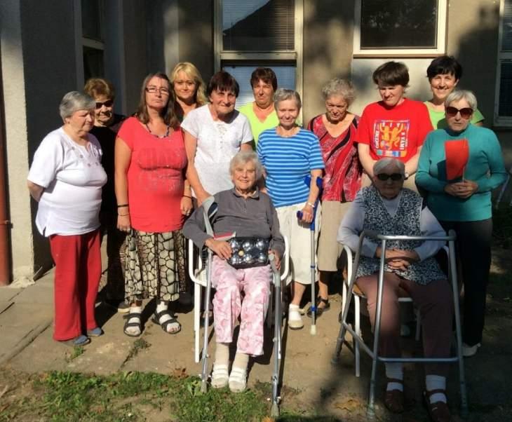 Denní stacionář Pohoda Posláním je poskytovat seniorům a zdravotně postiženým osobám z Chrudimi a okolních obcí potřebnou ambulantní péči a jejich rodinám pomoc.