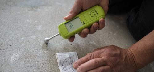 dodavatel preparativních materiálů a zhotovitel podlahy.