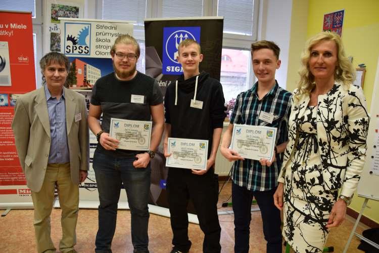 studentů Lukáš Skopal ze Střední průmyslové školy strojnické, 2. místo obsadil Roman Potrok ze Střední průmyslové školy Přerov a ocenění za 3. místo si odnesl Jan Chládek, opět ze SPŠS Olomouc.