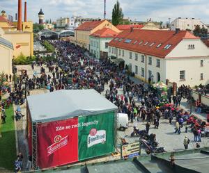 Technické vybavení, které lze objednat Pódium, ozvučení Doporučujeme pro tyto akce Prezentační akce např.