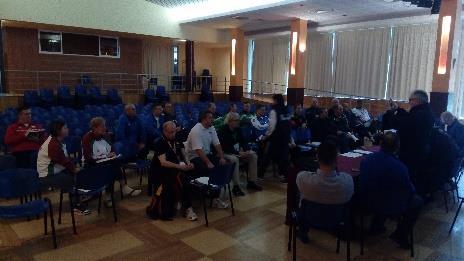 Neděle 14. dubna 2019 Den volna, v 10 hodin se Jaroslav Helus a Jitka Mazuchová zúčastnili oficiální schůze, kde se dlouho diskutovalo a řešilo nasazování a další záležitosti okolo ME.