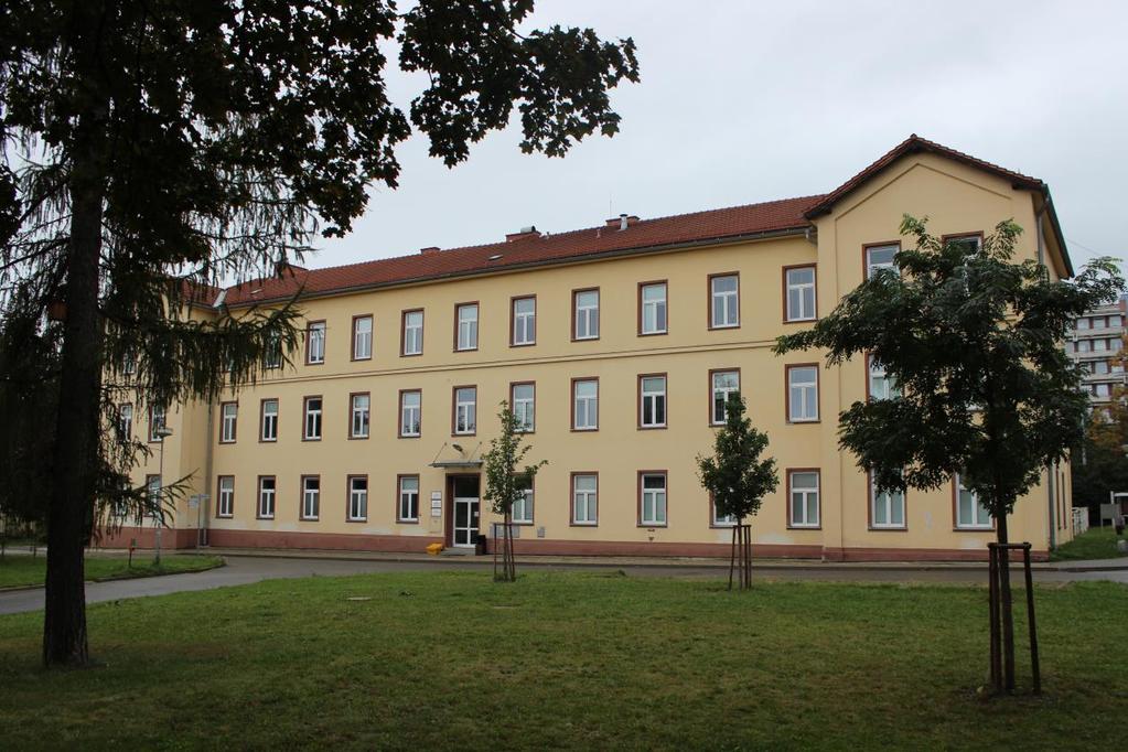 XVI. Umístění ústavu Ústav zootechniky a zoohygieny se nachází v horní části areálu VFU Brno, v budově která nese název Pavilon profesora Kábrta (budova č. 15).
