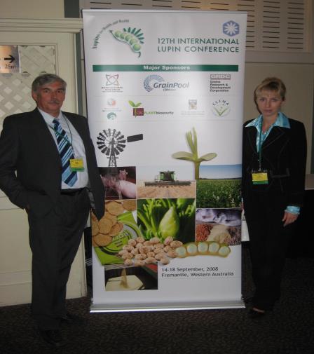 XXII. Účast na prestižních mezinárodních konferencích International Lupin Association Akademičtí pracovníci ústavů se pravidelně účastní konferencí celosvětově organizovaných International Lupin