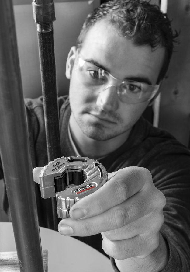 měděné trubky průměrů Ø 15 + 22, nebo 28 mm a nabízejí jedinečné funkce, které dávají dělení měděných