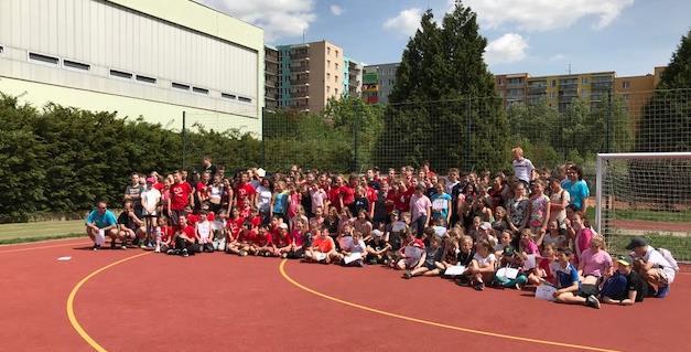 Atletický Pohár rozhlasu 3. 5. se konalo na ZŠ Laštůvkova obvodní kolo Poháru rozhlasu IV.