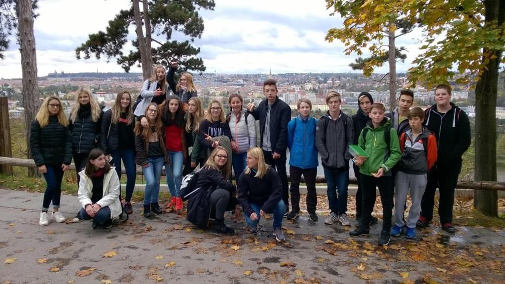 Praha exkurze ZOO s 8. A V rámci učiva přírodopisu jsme navštívili Zoologickou zahradu v Praze.