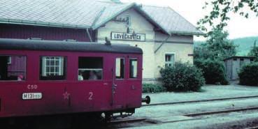 Ohlédnutí za roãním pûsobení ve hfie zvané fotbal VáÏení sportovní pfiátelé, pfiívrïenci na eho klubu, spoluobãané.