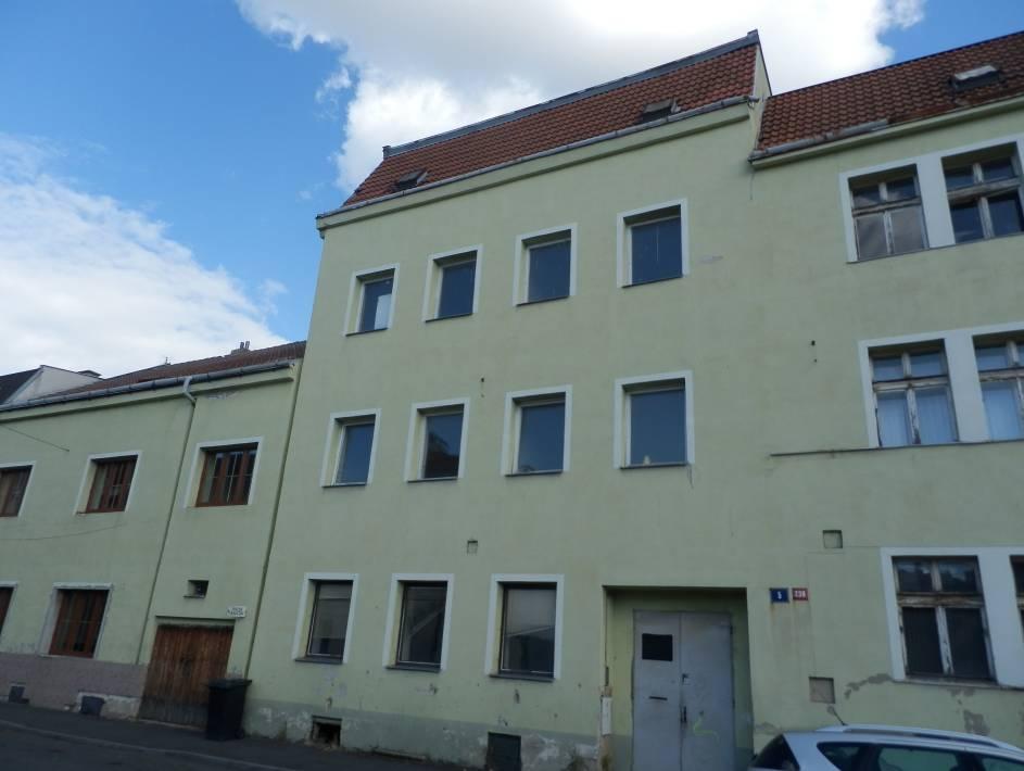 ENI CONSULT spol. s r.o. znalecký ústav obor ekonomika oceňování majetku ZNALECKÝ POSUDEK č. 270/7360/2015 o obvyklé ceně pozemků čís. parcel 293, 296, 297 a bytového domu č.p. 238 s příslušenstvím, k.