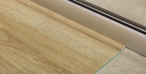 pro minimalistický design, který podlaze propůjčuje elegantní a moderní vzhled - Spojte