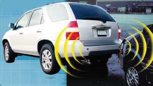radaru, bez zásahu řidiče, řidič ale může kdykoliv zasáhnout do řízení někde kontroluje plynový