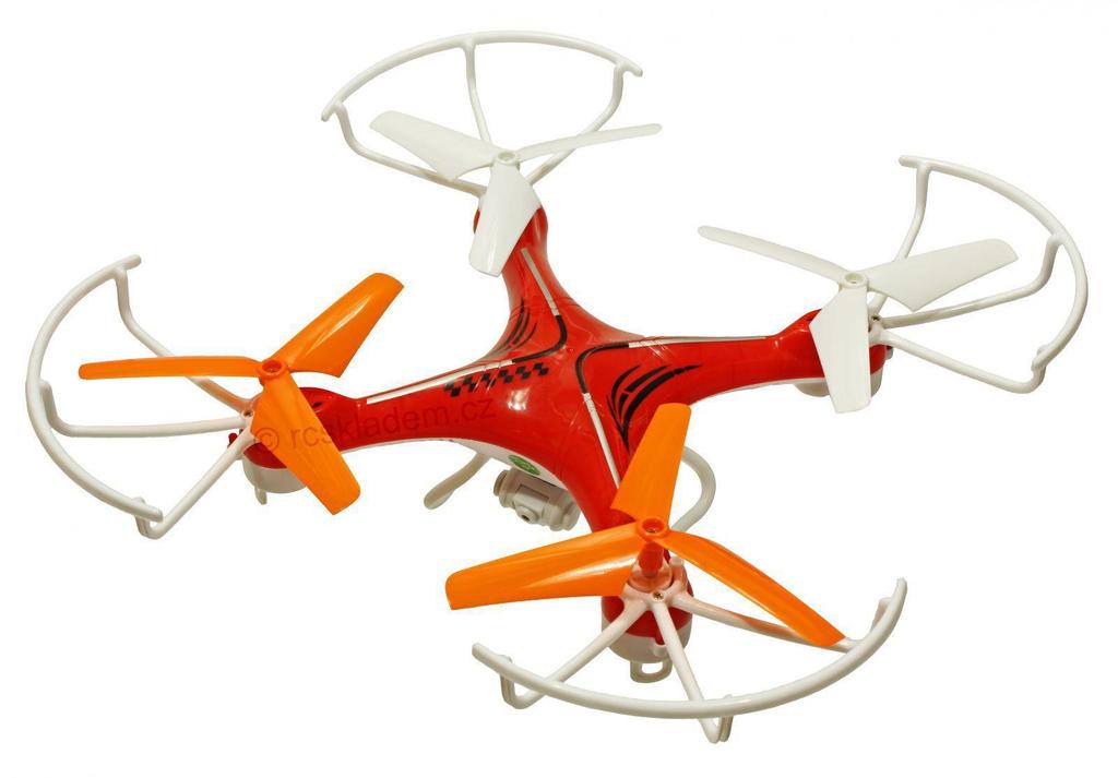 Uživatelská příručka Dron Voyager s kamerou ID: 20701081RED Dron Voyager díky osazení vysoce účinnými třílistými vrtulemi dosahuje nepřekonatelné výkonosti a přesnosti při řízení.