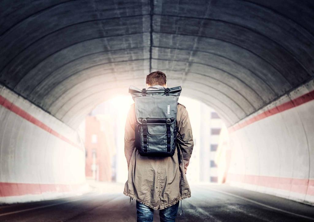Fotobrašny a pouzdra Thule Covert DSLR Rolltop Backpack
