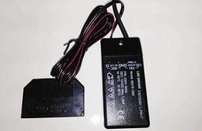 u(9ab78f*lmlprp( průměr 61mm výška 16mm Vypínač s modrým světlem do profilu