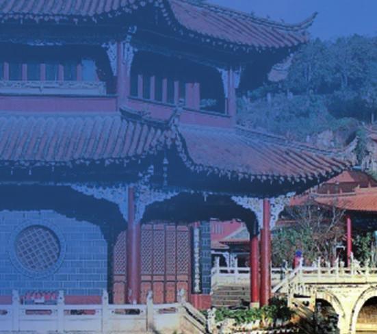 Zhongdian, kamenný les Shilin Cena: 13 490 Kč Cena: 81 990 Kč (včetně poplatků) Havaj Patagonie vychutnejte si Havajské ostrovy z paluby lodi Země ohně a ledu