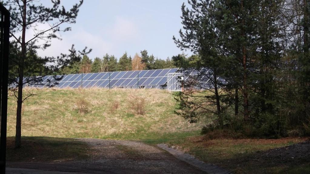 Obrázek 42: Pískovna ve Strašicích, foceno duben 2017 Čtvrtá lokalita je rozlehlá lokalita pískovny a cihelny v Plzni na Slovanech, která se rozkládala na území mezi ulicemi Koterovská, Částkova a
