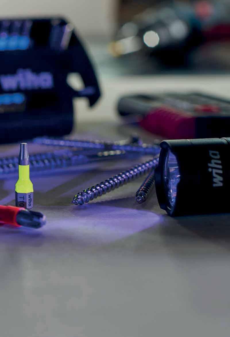 svíticím nástavcům, krátká doba výměny nástavce díky dlouhé svíticím nástavcům, krátká doba výměny nástavce díky dlouhé