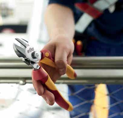 Vysoce výkonné kleště, štípací, stranové BiCut Professional electric s DynamicJoint Z 18 0 06 Sníží vaše náklady: Trvanlivost proti napadení korozí díky jakostně pochromovanému povrchu kleští.