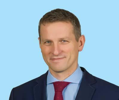 8. ROZHOVOR S VLADIMÍREM KOŘENEM EDA pomáhá dávat světlo a radost Vladimír Kořen je znám jako moderátor televizního pořadu, který přibližuje divákům tajemství přírody a vědy.