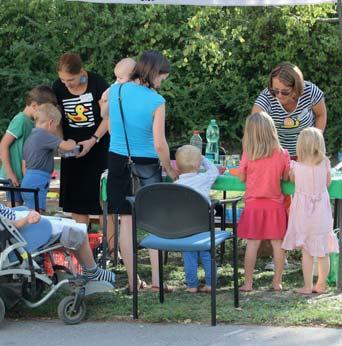 Open party EDY v nových prostorách na pražském Chodově Organizace EDA uspořádala v novém sídle uvítací party, na kterou přišli klienti, příznivci a přátelé EDY.