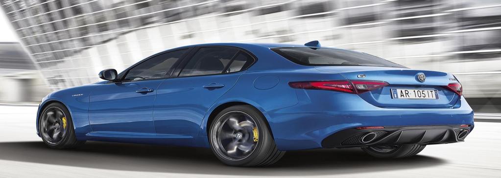 Porovnání výbavových linií GIULIA SUPER BTECH VELOCE Navíc v porovnání s linii GIULIA Navíc v porovnání s linii SUPER Navíc v porovnání s linii SUPER 16'' slitinová kola 17 kola z lehkých slitin 18