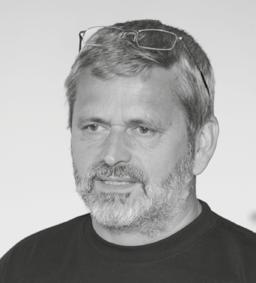 EVANGELISTA ZDENĚK UHLÍK UHLÍK darcovstvi.org/evangelista-uhlik Umožňuje šíření evangelia v České republice.