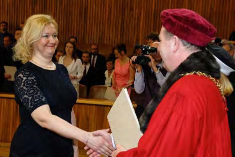 Rok Jméno uchazeče Obor Jmenování k datu 2014 doc. Ing. Jaroslav Hrabák, Ph.D. Lékařská mikrobiologie (1. LF UK v Praze) 1. 2. 2014 doc. RNDr. Marie Hubálek Kalbáčová, Ph.D. Anatomie, histologie a embryologie 1.