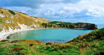 Ubytování v hostitelských rodinách v Bournemouth. 3. den Celodenní výlet do hrabství Dorset. Jurské pobřeží - první přírodní památka zapsaná na seznam světového dědictví UNESCO.