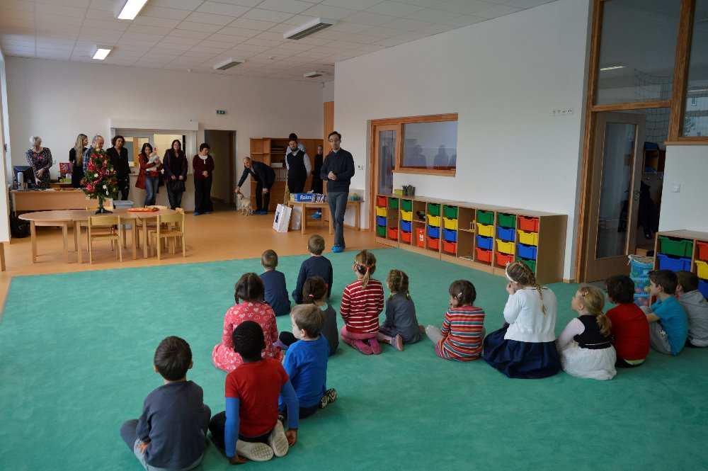 Projekt MŠ Na Pláni Registrační číslo projektu: CZ.07.4.67/0.0/0.0/16_035/0000270 Operační program: OP Praha - pól růstu ČR, výzva č. 19 Období realizace: 01. 10. 2016 31. 12.