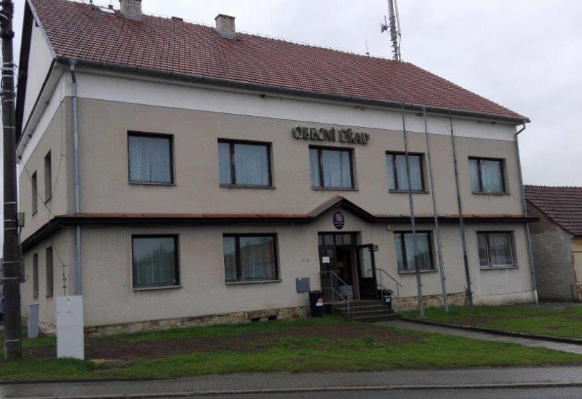 Původní stav budovy 22. 5. 2017 20. 6. 2017 20. 6. 2017 18.