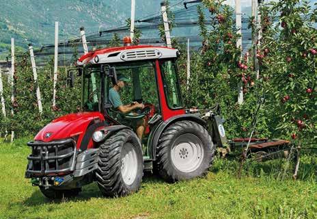 V podstatě maximalizuje pracovní činnost s nižší spotřebou paliva. mechanický rozsah jak manuálně, tak automaticky u celkem 24 režimů řízení.