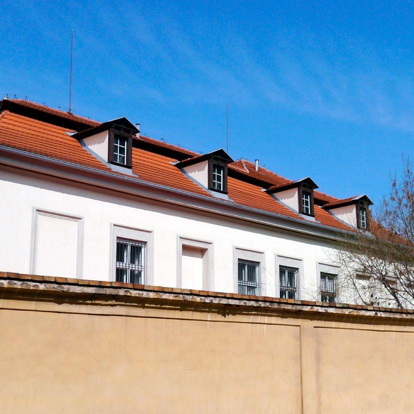 13 VNITŘNÍ AUDIT A KONTROLA 77 OVAK OVAK Odbor vnitřního auditu a kontroly plní ve VFN funkci útvaru interního auditu podle zákona č. 320/2001 Sb.