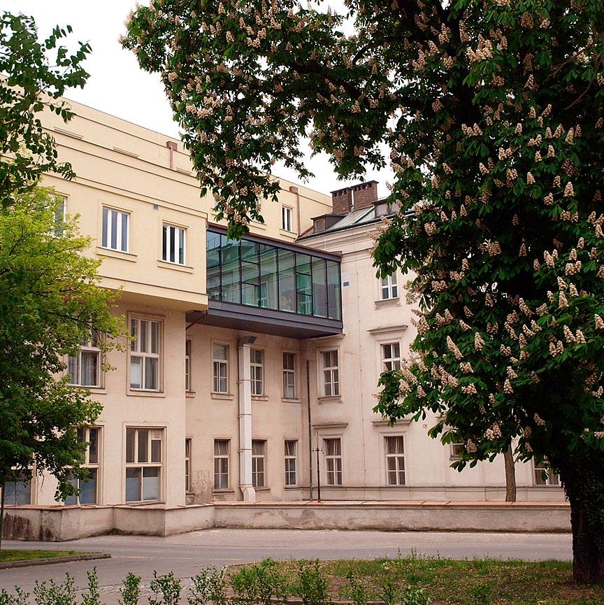 VŠEOBECNÁ FAKULTNÍ NEMOCNICE V PRAZE U Nemocnice