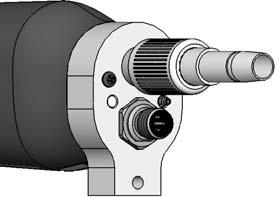 Zásuvka kabelu pistole Instalace iontového kolektoru Iontový kolektor může zlepšit hladkost a vzhled vytvrzených práškových povrchů.