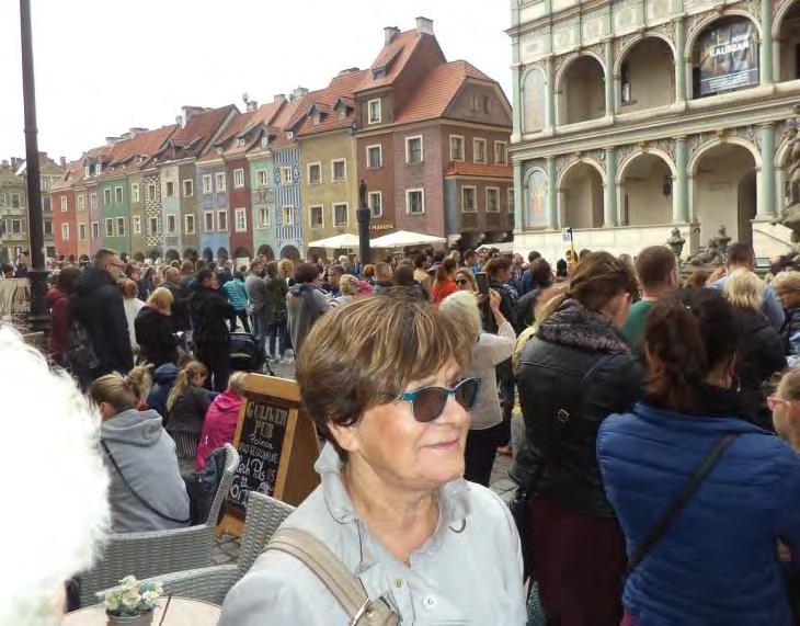 3) Na pozvání europoslankyně Konečné zorganizovala Zuzana Komárková z AIFP začátkem června setkání pacientských organizací v Bruselu. Z ČR jeli zástupci 20 organizací.