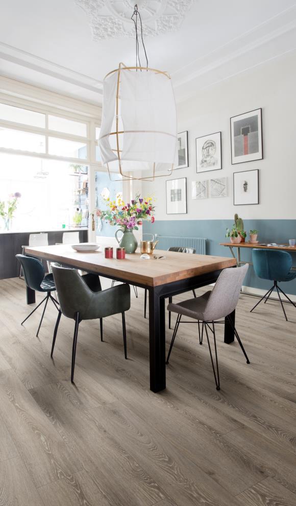 Obecné pokyny Design Floors Linea PŘED MONTÁŽÍ VIZUÁLNÍ KONTROLA Před montáží zajistěte, aby byl produkt zkontrolován, zda nevykazuje poškození, vady nebo nerovnoměrnosti.